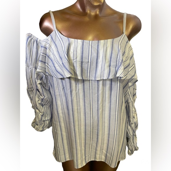 Anthropologie DREW Cold Shoulder Top - Picture 2 of 9